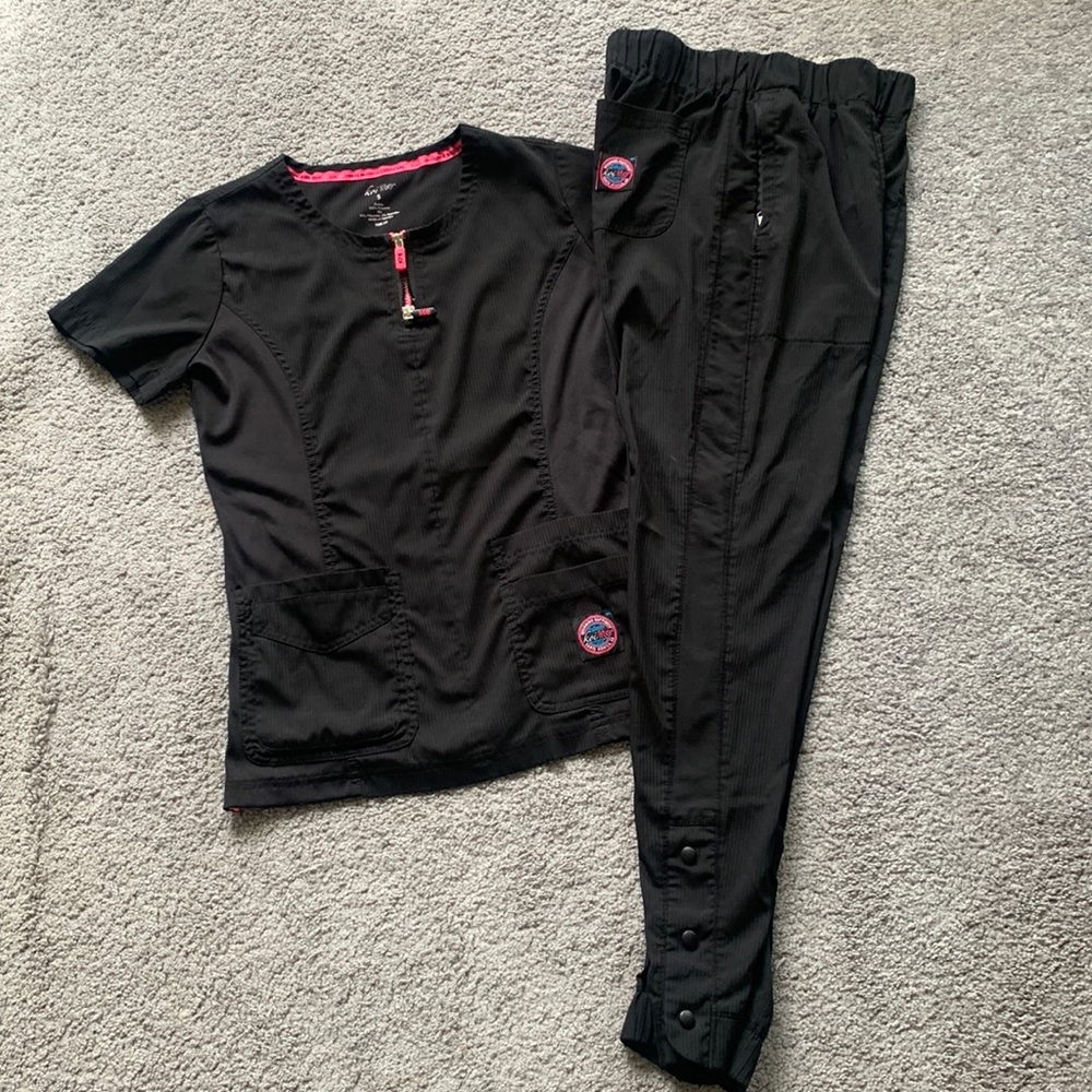 Koi scrubs